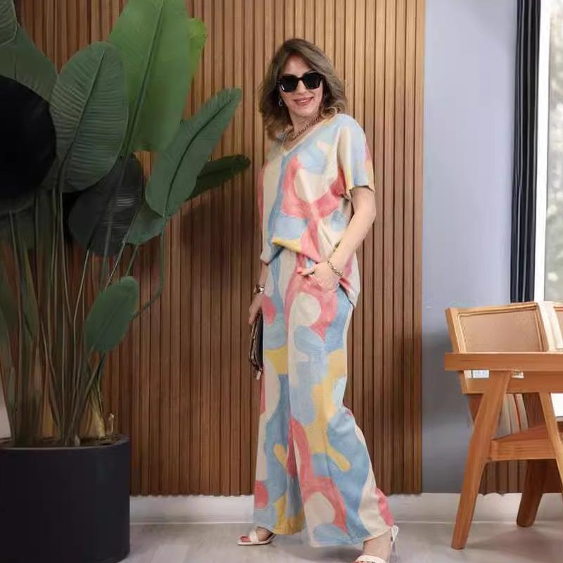 free shipping📦Contrast Color V-Neck Top & Pants Set