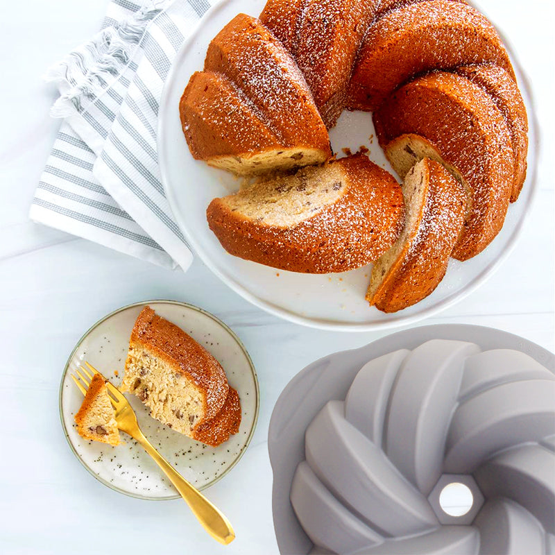 Silicone Non-Stick Kitchen Oven Baking Cake Pans(50% OFF)