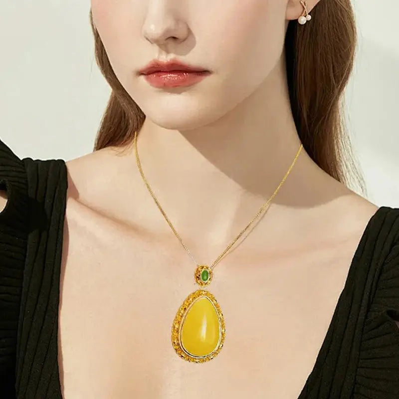 🔥50% OFF🔥 Elegant Lucky Flower Pendant Necklace spiyle