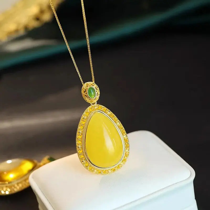 🔥50% OFF🔥 Elegant Lucky Flower Pendant Necklace spiyle