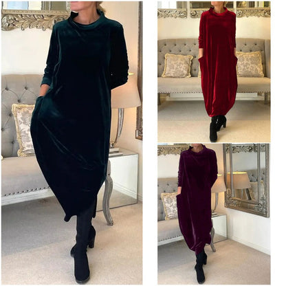 🍂End-of-Fall Specials🍂New slimming long dress with round neck.