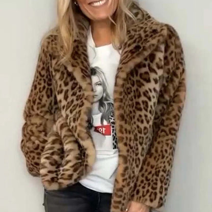 ❄️Winter Specials❄️Women’s Fluffy Short Coat with Leopard Print