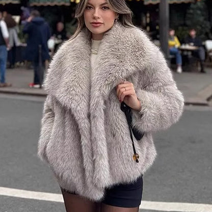 ❄️Winter Specials❄️Women's Fluffy Short Coat