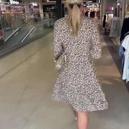 ⏳Time-limited Special⏰Women's Trendy Leopard Print V-Neck Loose Fit Dress