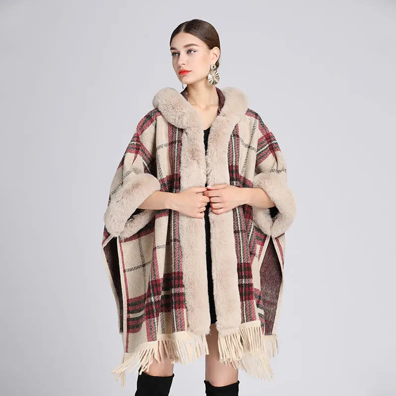 Faux rabbit fur collar hooded cape spiyle