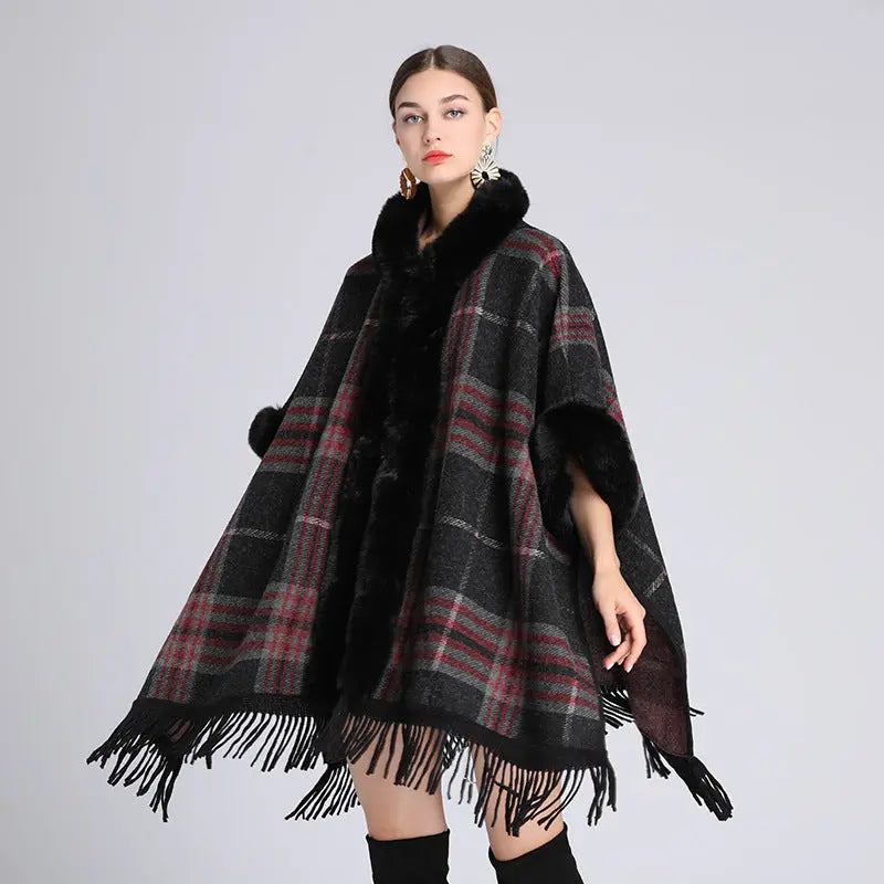 Faux rabbit fur collar hooded cape spiyle