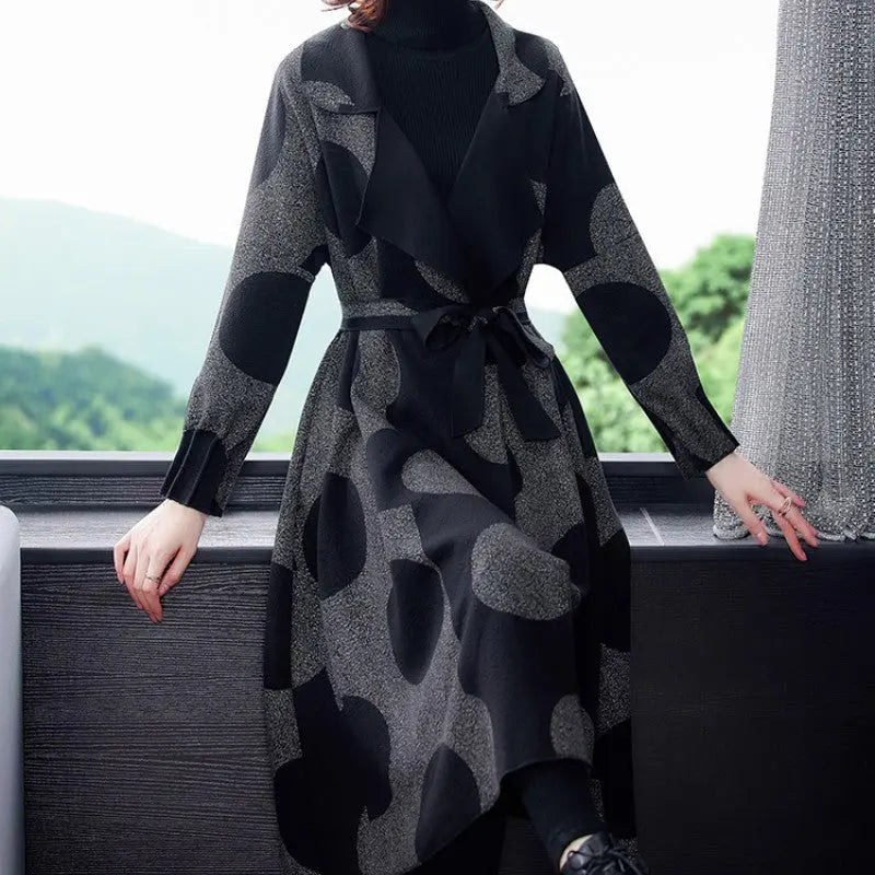 [Gift For Her] Women's Polka Dot Mid Length Large Lapel Trench Coat spiyle